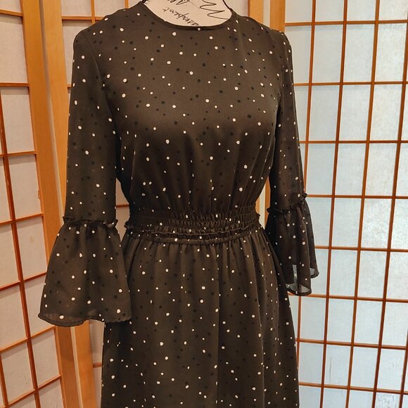 H&M Green Polka Dot Bell Sleeve Dress, Size US 4/EUR 34, EUC! - Picture 2 of 7